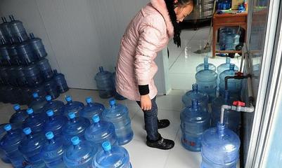 自來水與桶裝水 健康飲水，選擇有道